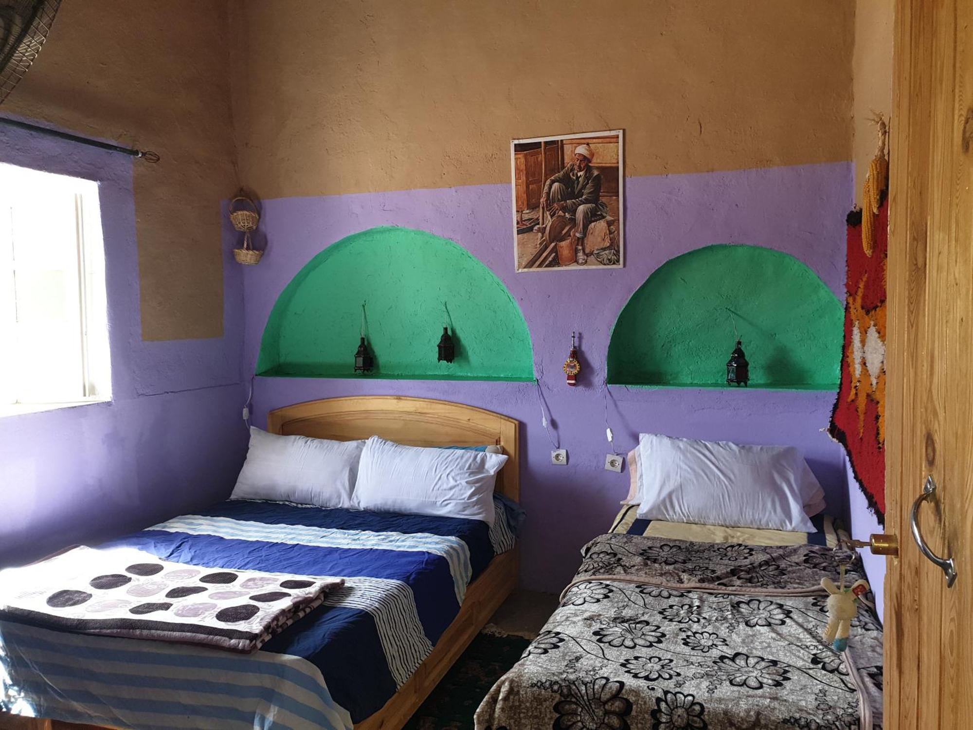 Gite D'Etape Traditionnel Berbere Ifri Стая снимка