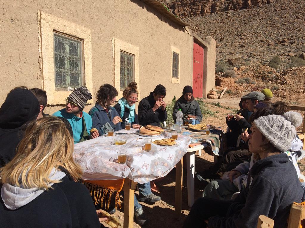 Gite D'Etape Traditionnel Berbere Ifri Екстериор снимка